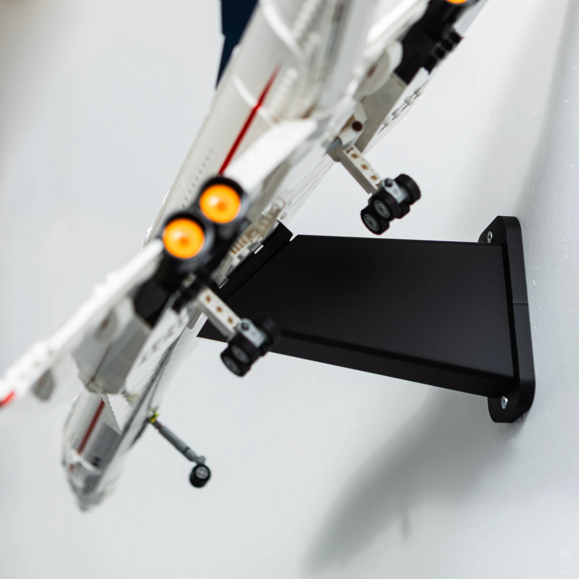 Angled Wall Mount for LEGO Concorde 10318 - Image 11