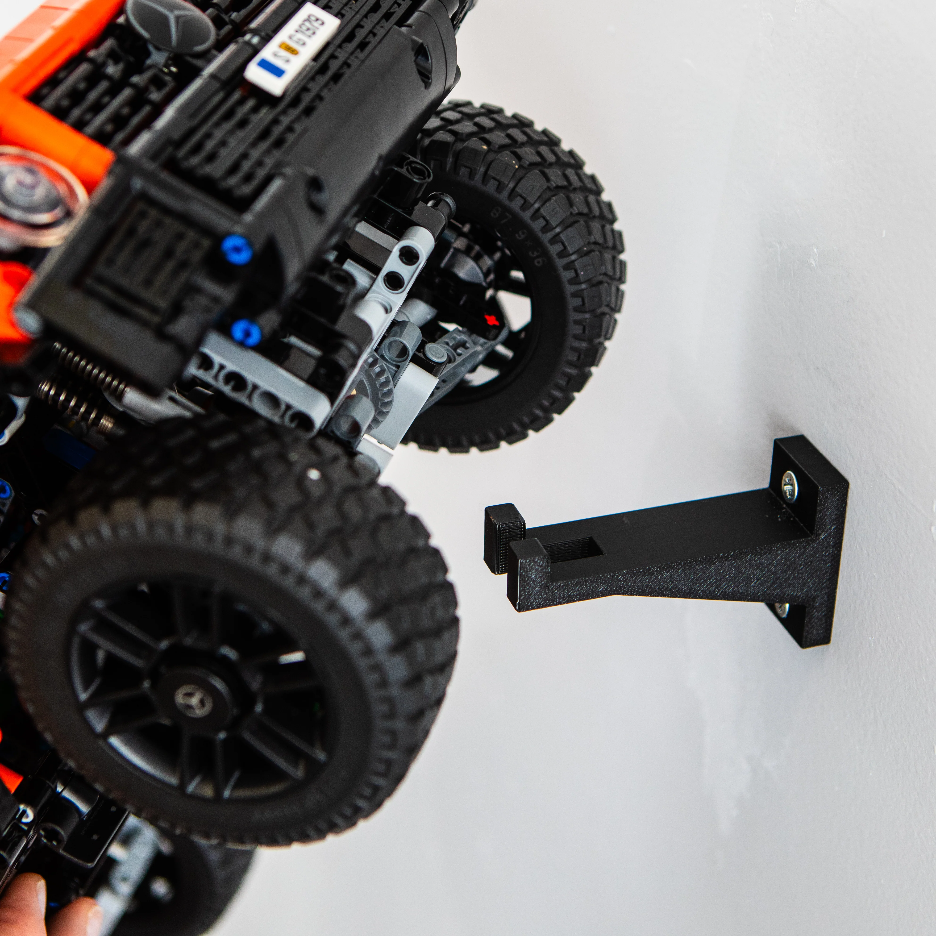 Wall Mount Bracket Compatible With Lego Technic Mercedes G500 42177 - Image 4