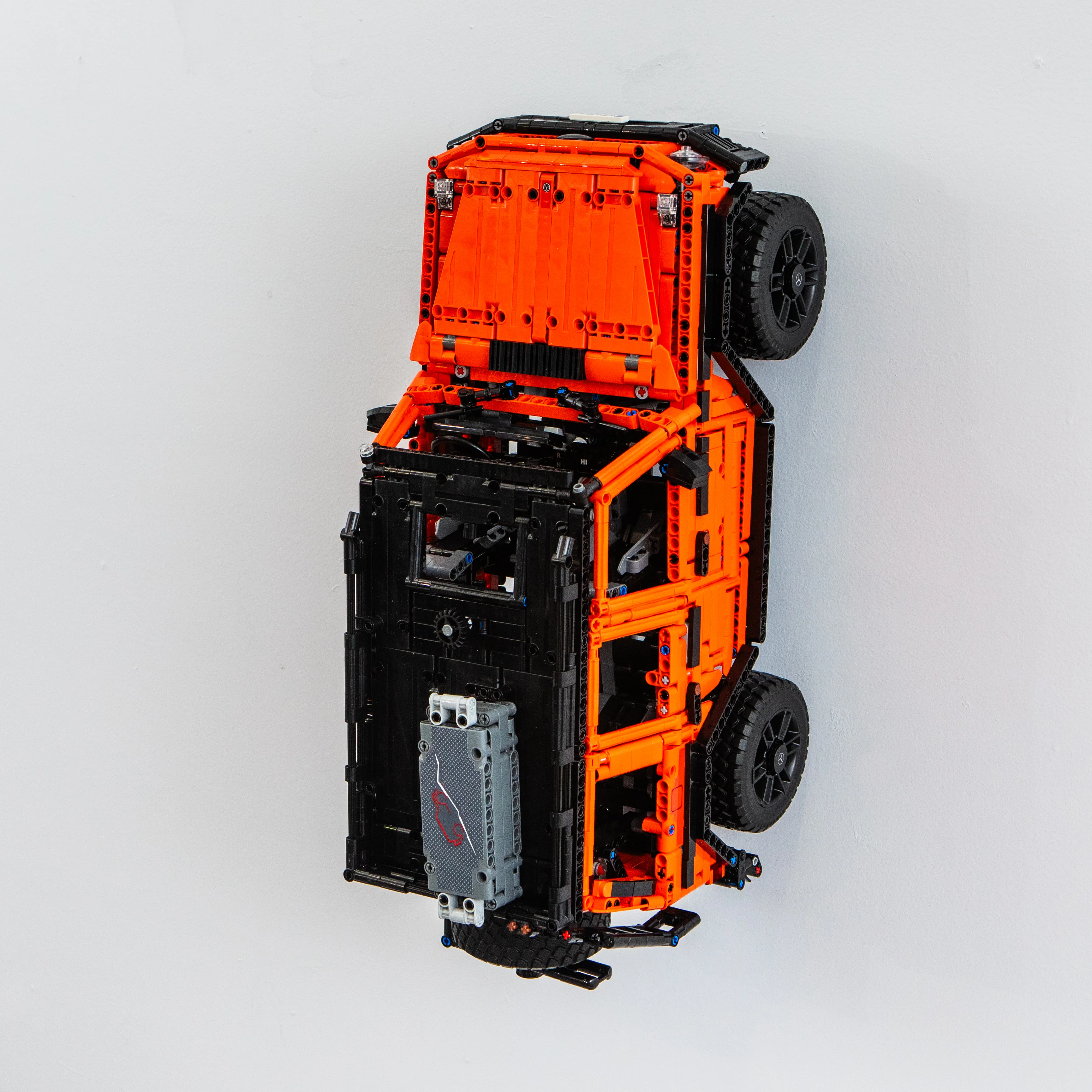 Wall Mount Bracket Compatible With Lego Technic Mercedes G500 42177 - Image 5
